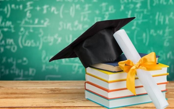 Τελετή ορκωμοσίας των αποφοίτων της εξεταστικής περιόδου εαρινού εξαμήνου ακαδημαϊκού έτους 2021-2022